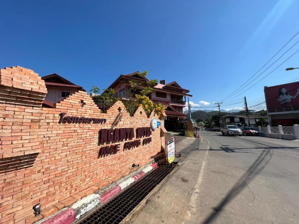Ngamta Hotel Mae Hong Son Luaran gambar