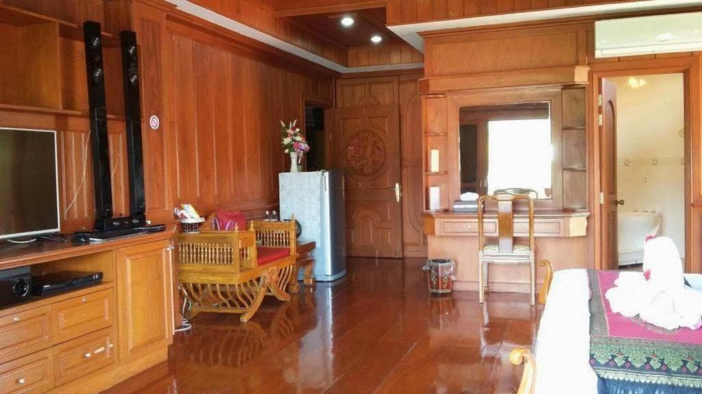 Ngamta Hotel Mae Hong Son Luaran gambar
