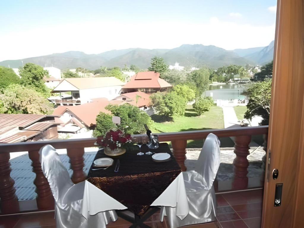 Ngamta Hotel Mae Hong Son Luaran gambar